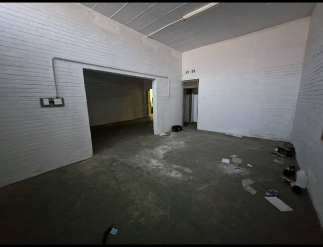 770M² WAREHOUSE TO LET IN WYNBERG